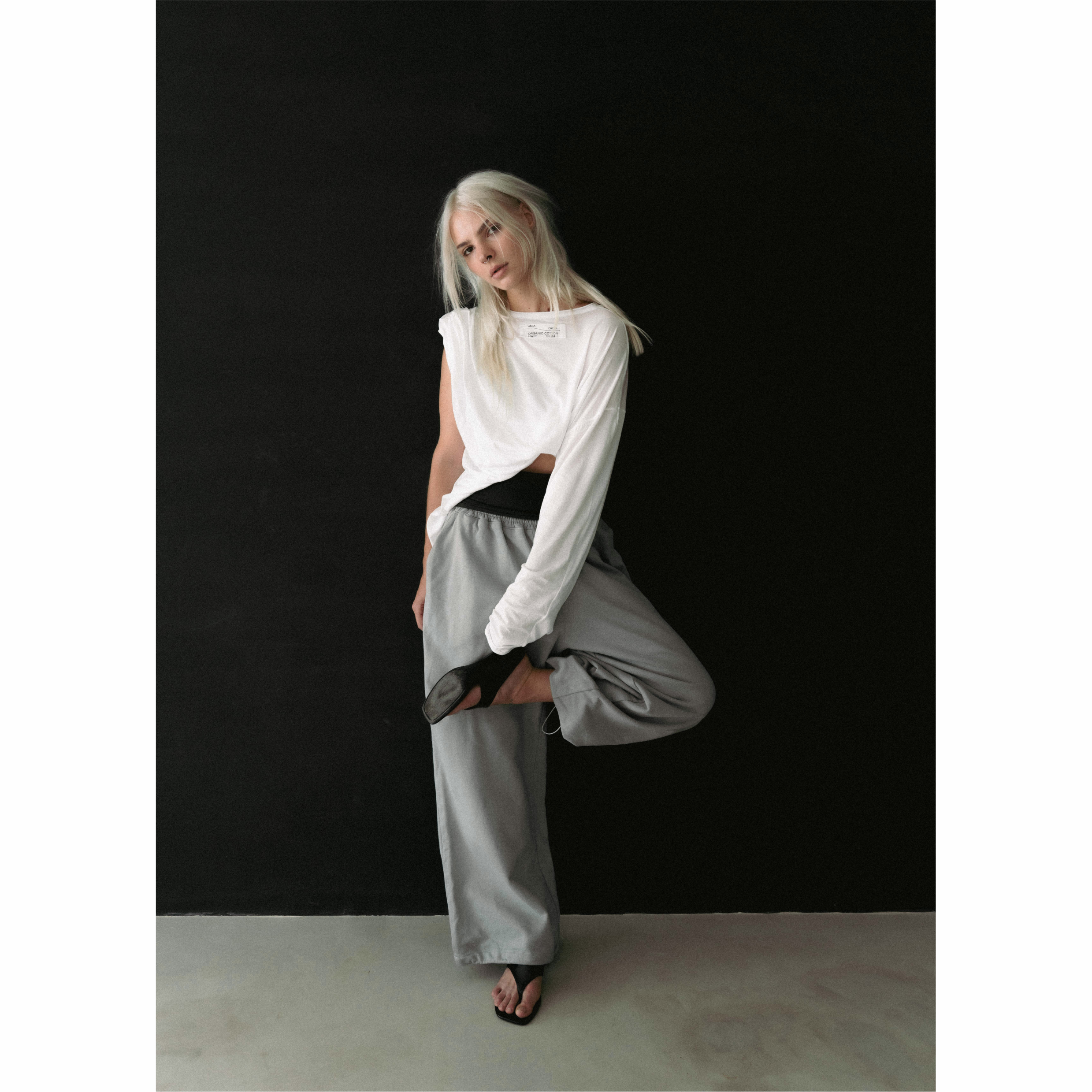 LONGSLEEVE OVERSIZE White