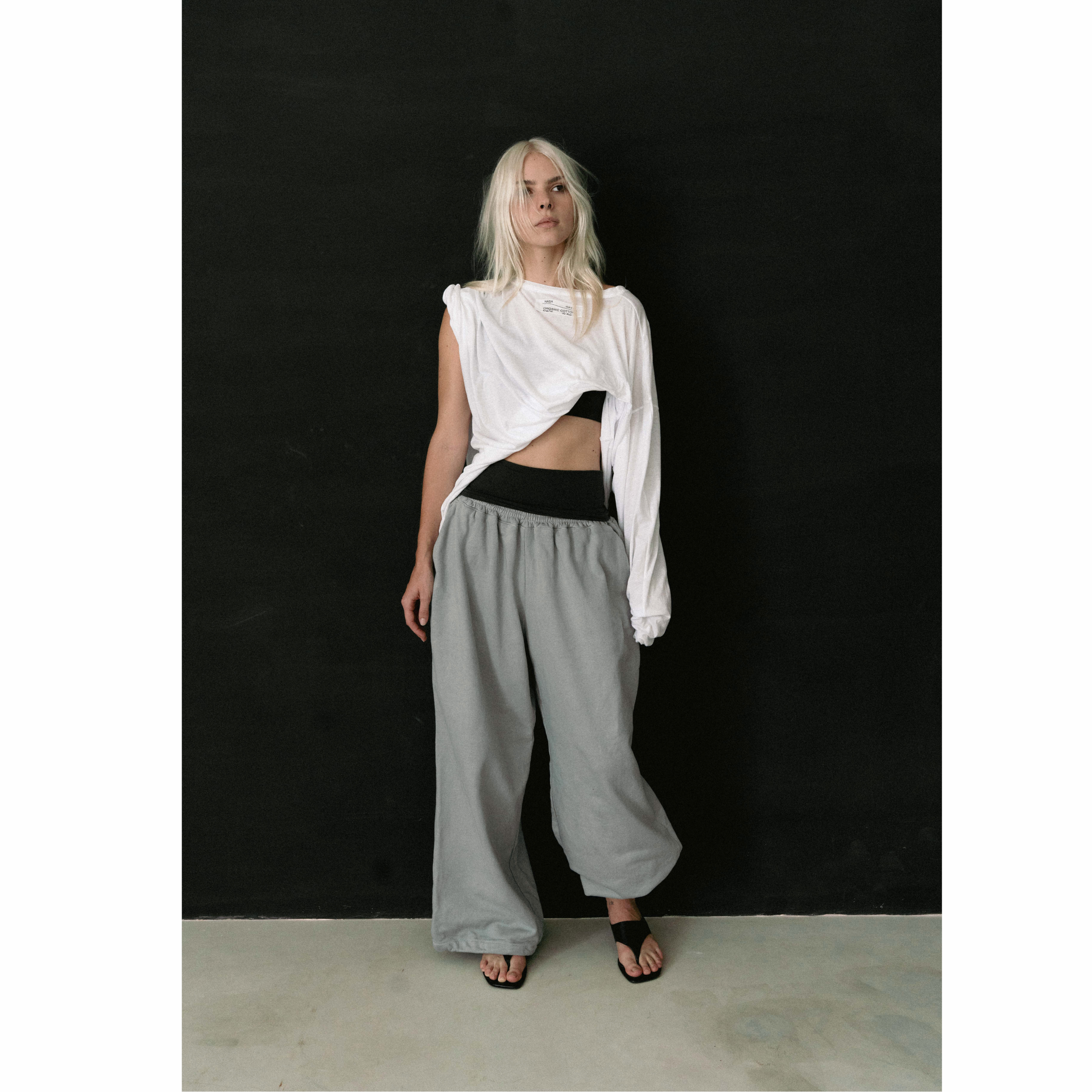 LONGSLEEVE OVERSIZE White
